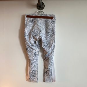 Lululemon Cropped Leggings